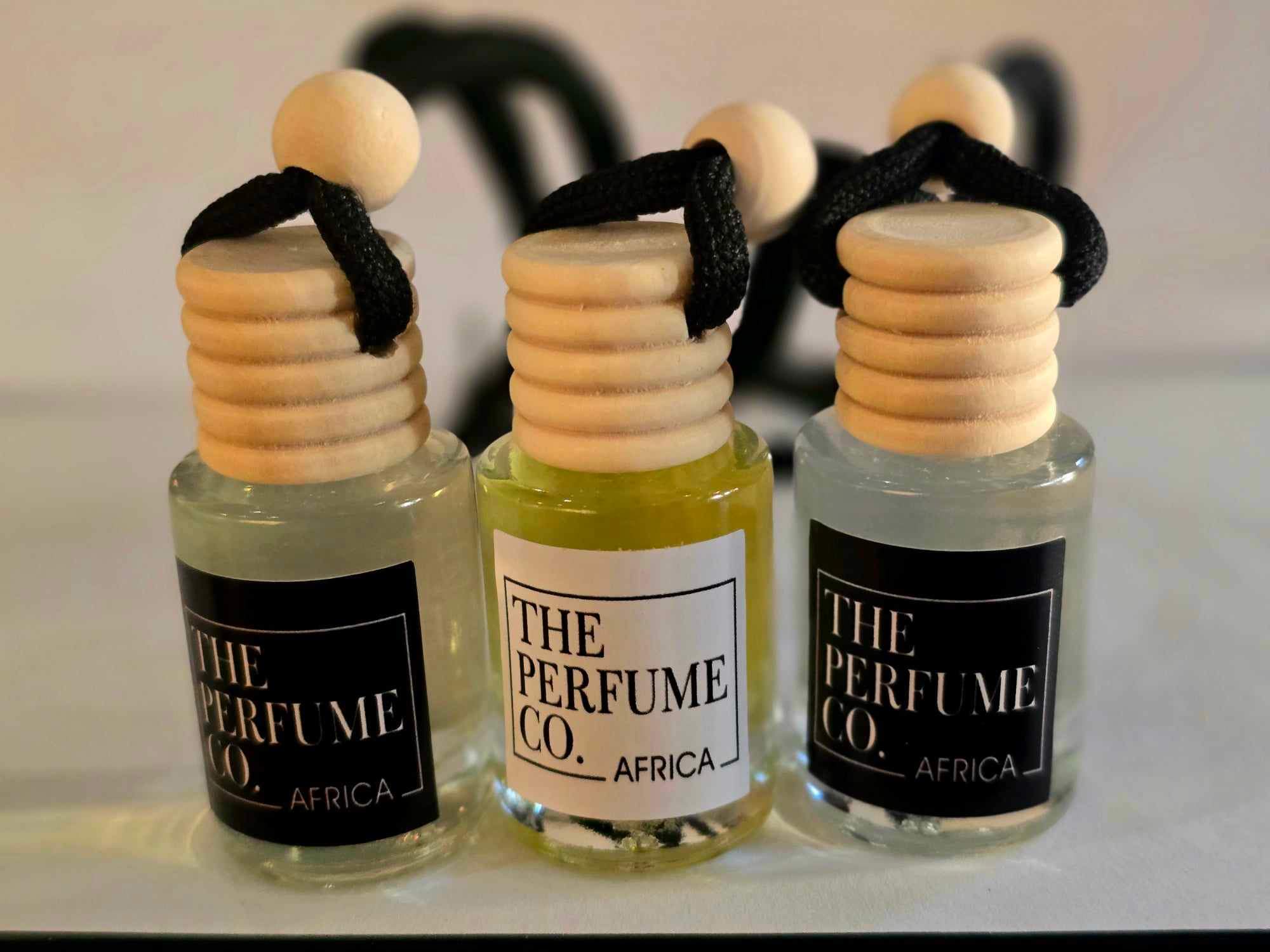 Lux-oud-car-infuser-the=perfume-co